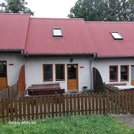 Domki Nad Jeziorem Karlowice Bagian luar foto