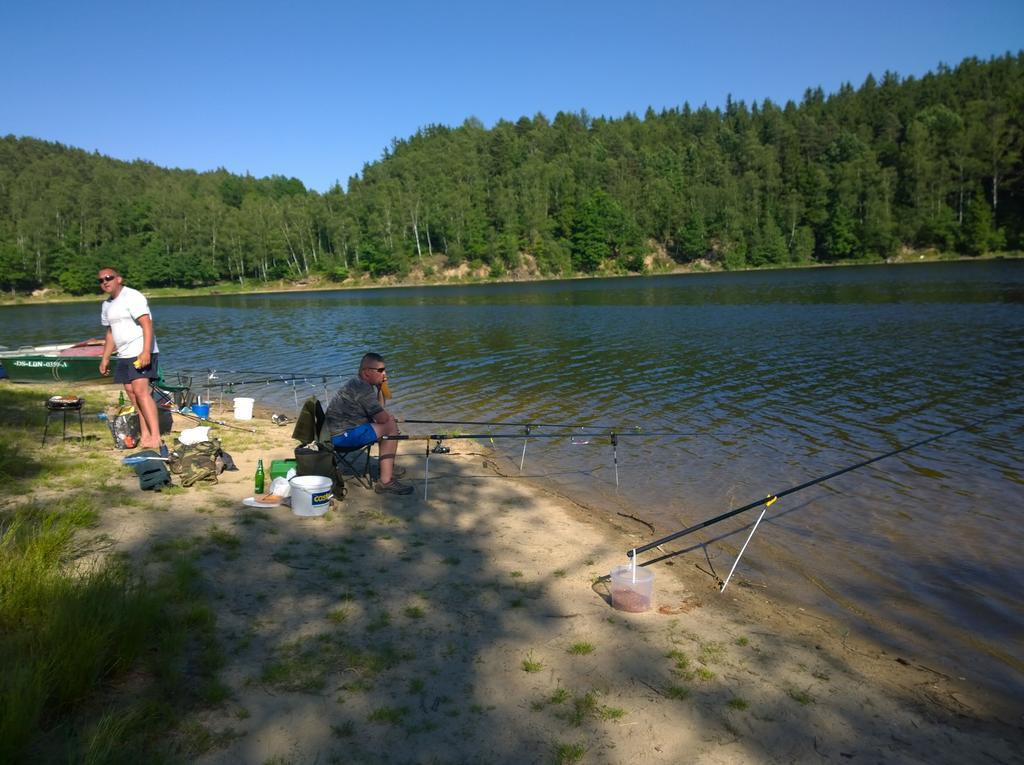 Domki Nad Jeziorem Karlowice Bagian luar foto